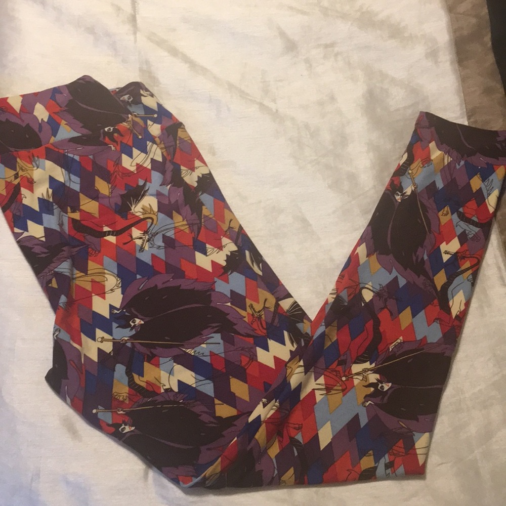 Maleficent Lularoe TC leggings!